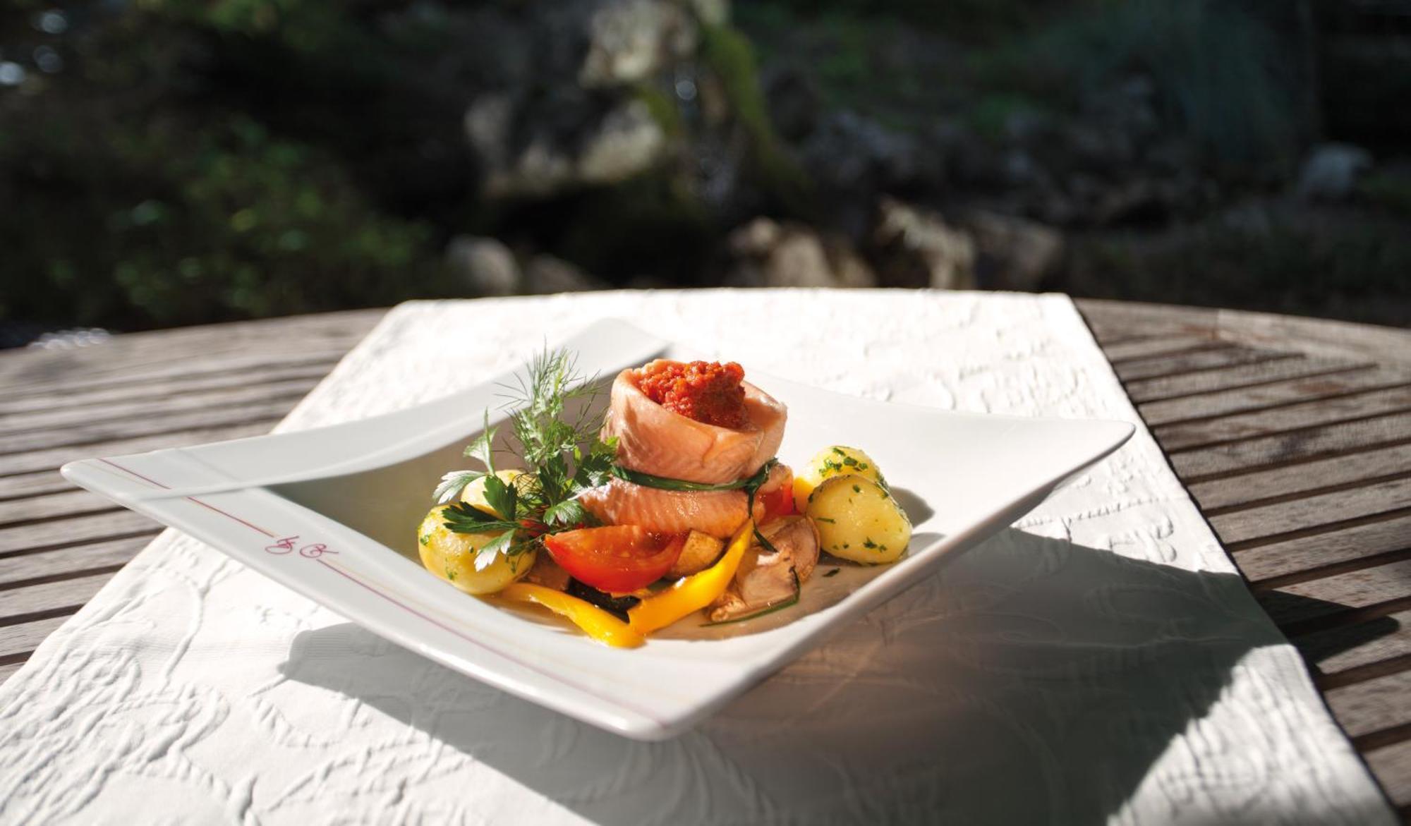 Forellenhof Roessle Hotel & Restaurant Lichtenstein  ภายนอก รูปภาพ