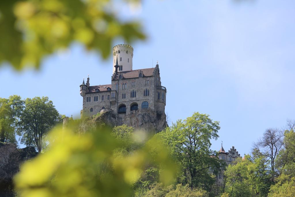 Forellenhof Roessle Hotel & Restaurant Lichtenstein  ภายนอก รูปภาพ