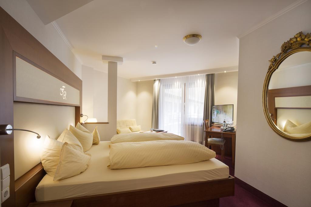 Forellenhof Roessle Hotel & Restaurant Lichtenstein  ภายนอก รูปภาพ