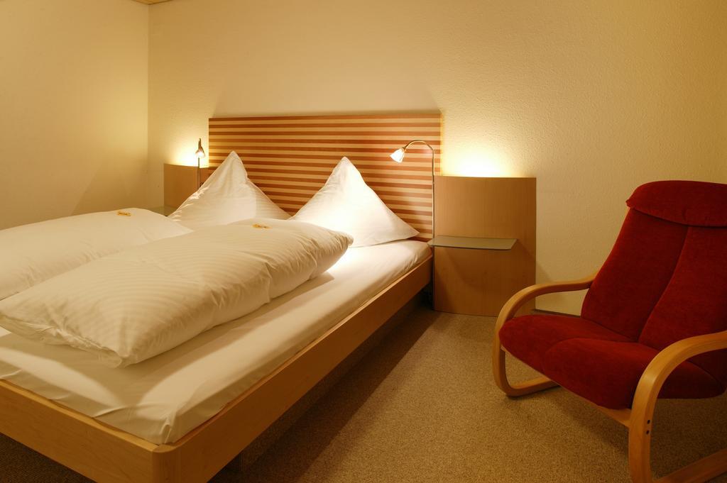 Forellenhof Roessle Hotel & Restaurant Lichtenstein  ภายนอก รูปภาพ